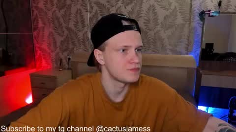 Snapshot of cactusjames_69 chatting on October 3, 9:45 pm James online show from October 3, 9:45 pm