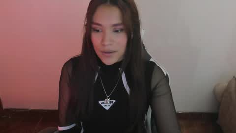 caelisse_cb online show from June 8, 5:13 pm