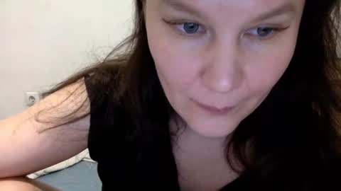 Snapshot of caffeinated_lamb chatting on November 28, 7:05 pm Lamb online show from November 28, 7:05 pm