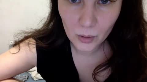 Snapshot of caffeinated_lamb chatting on December 1, 6:57 pm Lamb online show from December 1, 6:57 pm