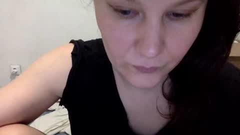 Snapshot of caffeinated_lamb chatting on December 4, 7:00 pm Lamb online show from December 4, 7:00 pm