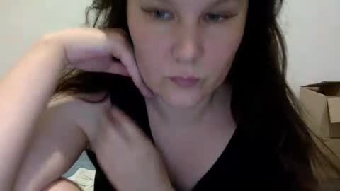 Lamb online show from July 8, 5:50 pm