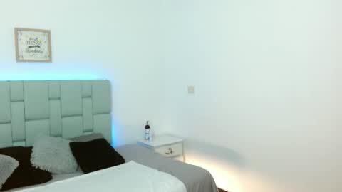 Cailyn Independent model online show from December 7, 8:27 pm