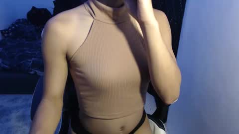 Snapshot of caitessa_bellemoir chatting on November 25, 8:20 pm caitessa_bellemoir online show from November 25, 8:20 pm