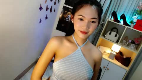 caitlin online show from April 25, 7:33 pm