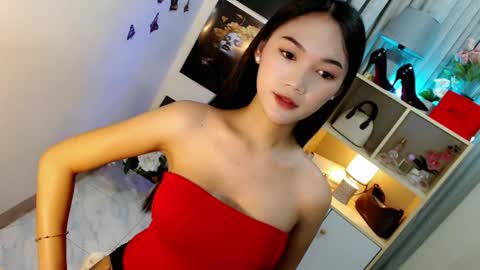 caitlin online show from April 29, 7:20 pm