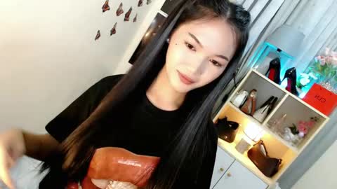 caitlin online show from June 6, 8:13 pm