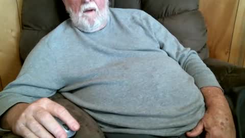 cajungrey online show from January 31, 9:24 pm