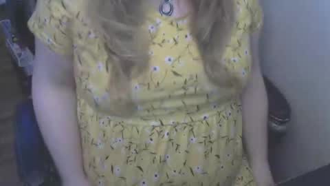 Snapshot of calcavorix chatting on March 27, 1:55 am Calie online show from March 27, 1:55 am