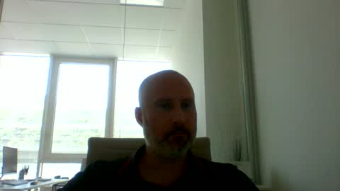 Snapshot of caldoski chatting on June 15, 11:23 am caldoski online show from June 15, 11:23 am
