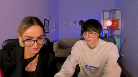 Snapshot of caleb_lichi chatting on November 26, 9:43 am aleb online show from November 26, 9:43 am