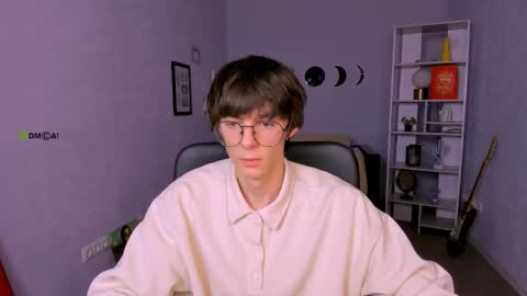 Snapshot of caleb_lichi chatting on November 27, 7:54 am aleb online show from November 27, 7:54 am