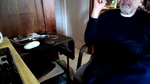 Snapshot of cali1962 chatting on February 16, 6:43 pm Cal online show from February 16, 6:43 pm