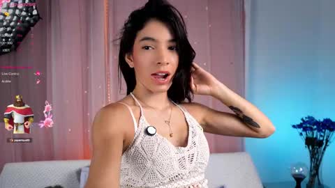 Snapshot of cali_wanda chatting on October 15, 9:15 pm Wanda online show from October 15, 9:15 pm