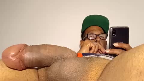 Snapshot of calidickfoshow chatting on January 25, 3:41 pm Hugh joh Meathammer online show from January 25, 3:41 pm