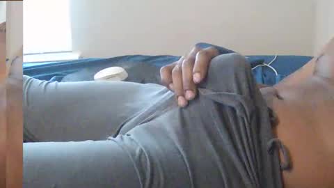 Snapshot of califreak619 chatting on December 1, 9:09 pm DaddyD1ck online show from December 1, 9:09 pm