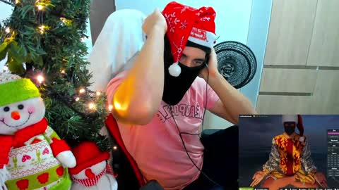 Snapshot of calihotcaliente27 chatting on December 23, 11:49 pm calihotcaliente27 online show from December 23, 11:49 pm