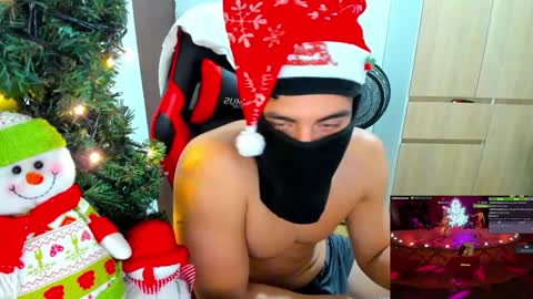 Snapshot of calihotcaliente27 chatting on December 28, 1:49 pm calihotcaliente27 online show from December 28, 1:49 pm