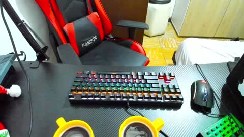 Snapshot of calihotcaliente27 chatting on January 25, 11:23 am calihotcaliente27 online show from January 25, 11:23 am