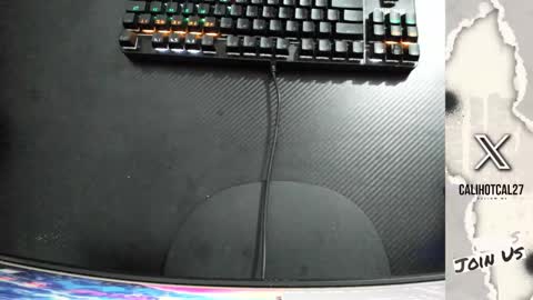 Snapshot of calihotcaliente27 chatting on September 22, 10:50 am calihotcaliente27 online show from September 22, 10:50 am