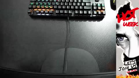 Snapshot of calihotcaliente27 chatting on September 25, 11:36 am calihotcaliente27 online show from September 25, 11:36 am