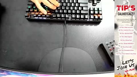 Snapshot of calihotcaliente27 chatting on September 26, 11:25 am calihotcaliente27 online show from September 26, 11:25 am