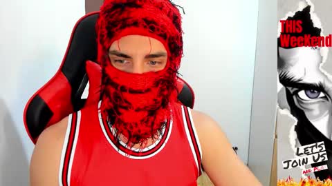 Snapshot of calihotcaliente27 chatting on November 1, 3:14 pm calihotcaliente27 online show from November 1, 3:14 pm