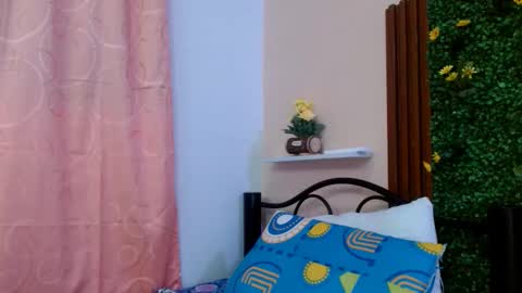 calimasalas2 online show from March 6, 1:24 am