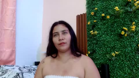 calimasalas2 online show from March 13, 1:12 am