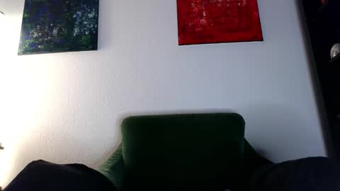 Snapshot of calioppe_10 chatting on March 13, 5:52 pm Calioppe 10 online show from March 13, 5:52 pm