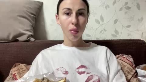 Anna online show from January 17, 6:55 pm