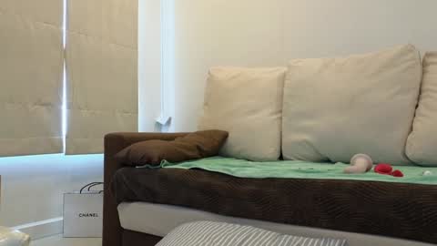 Call Me Linda online show from January 10, 3:29 am