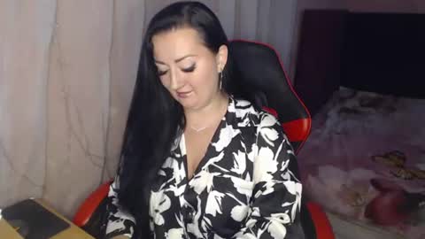 Shaya online show from June 12, 3:22 pm