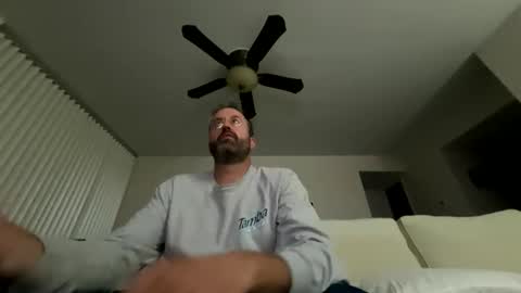 Whitest Boy Alive online show from April 29, 7:23 am