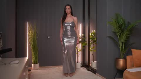 Missy online show from April 25, 7:55 pm