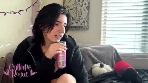 Snapshot of callioperogue chatting on November 3, 7:15 pm Calliope Rogue online show from November 3, 7:15 pm