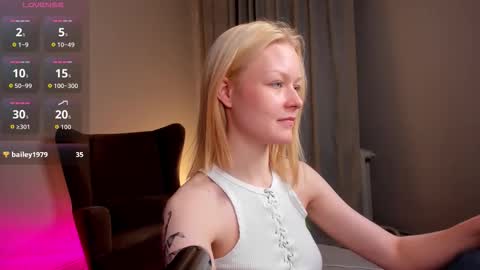 Robin online show from October 15, 12:16 pm