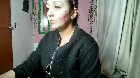 paula online show from December 23, 4:21 am