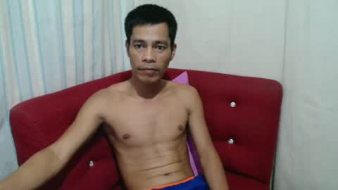 Snapshot of callme_pogs chatting on February 8, 4:25 am callme_pogs online show from February 8, 4:25 am