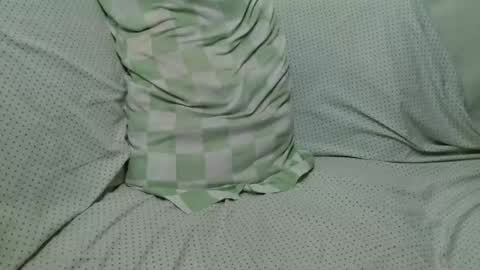 Snapshot of callme_pogs chatting on February 25, 7:18 am callme_pogs online show from February 25, 7:18 am