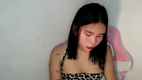 Snapshot of callme_remaxxx7 chatting on November 25, 8:36 am Rema online show from November 25, 8:36 am