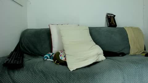 Snapshot of callmeby_lebron chatting on January 24, 3:34 pm LeBron online show from January 24, 3:34 pm