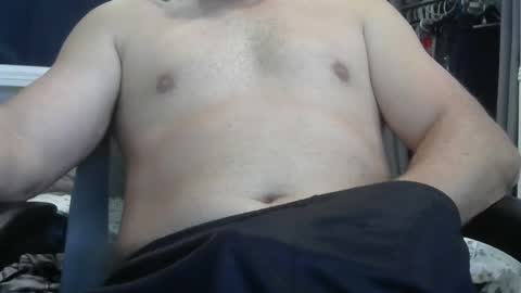 Snapshot of callmeroger33 chatting on September 19, 5:02 pm callmeroger33 online show from September 19, 5:02 pm