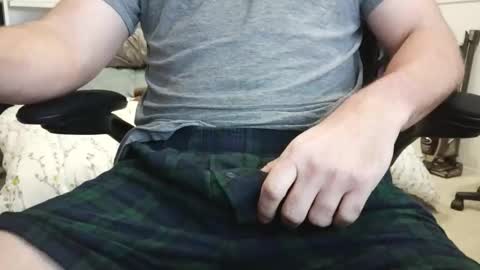 callmeroger33 online show from February 3, 5:29 pm