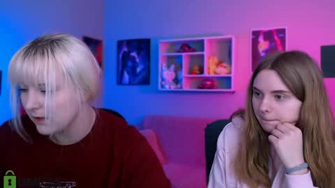 callmevivien online show from April 20, 9:23 am