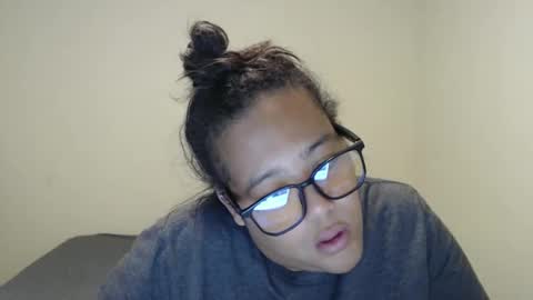 camzxoxox online show from October 17, 12:36 am