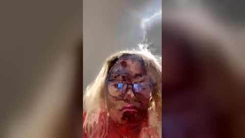 camzxoxox online show from December 2, 1:44 am