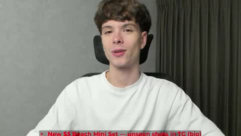 Hey I am Calvin  online show from March 3, 6:14 pm