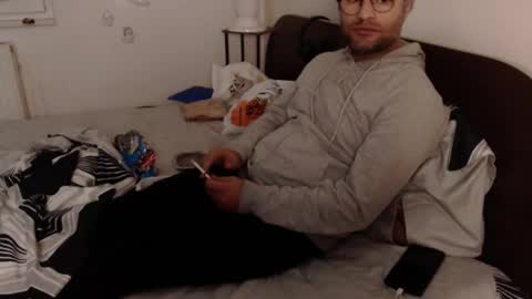 Calvinjohnlad online show from November 10, 11:04 pm