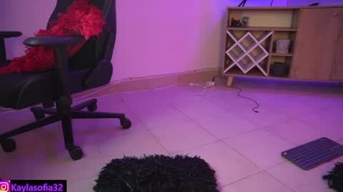 Calypso and Kayla online show from February 9, 12:17 am